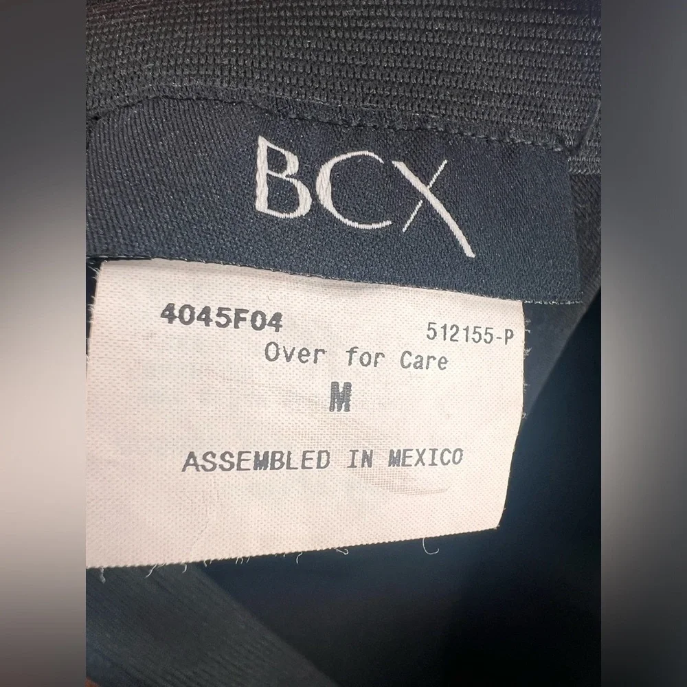 EUC BCX Lace Trimmed Pencil Skirt